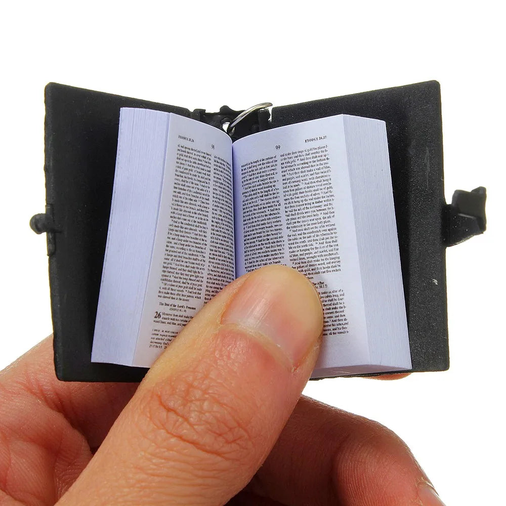 Mini English Holy Bible Keychain – Christian Cross Prayer Keyring Bag Charm - Image 4
