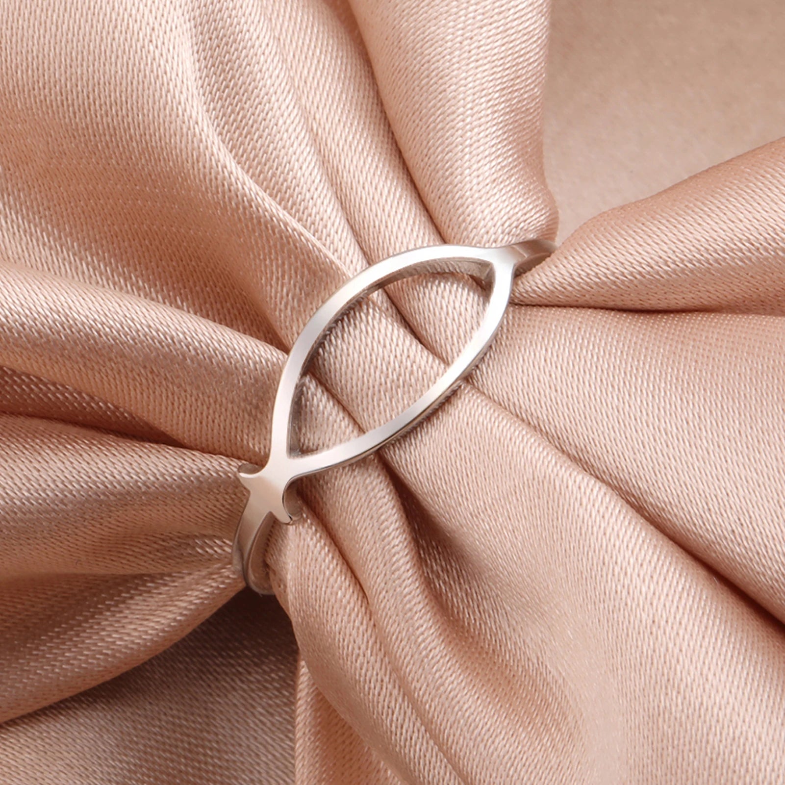 COOLTIME Ichthus Jesus Fish Ring – Stainless Steel Christian Amulet for Women - Image 3